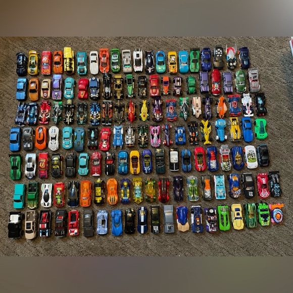 Bundle of 20 Hot Wheels Car for, $15.00
Pre Owned ( Mattel) - Picture 13 of 16